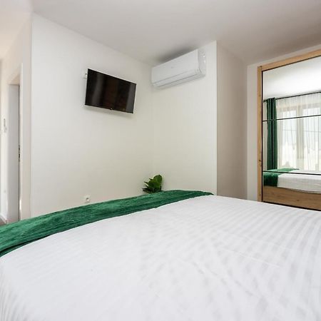 Villa Antani With Heated Pool, Sauna & Jacuzzi Crikvenica Luaran gambar